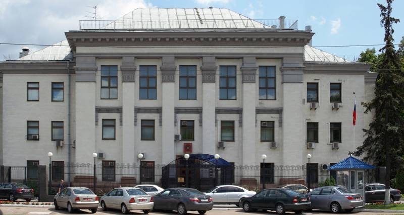 Власти Киева распродают земли российской дипмиссии