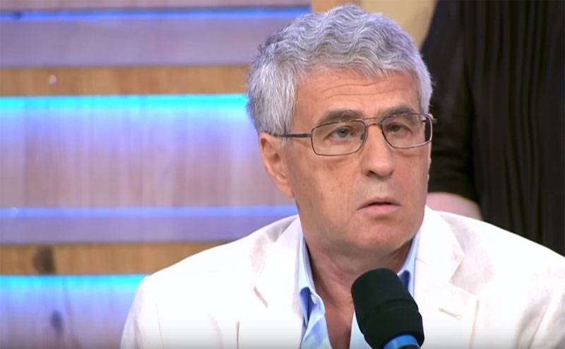 Гозман предположил, что на самолётах в Италию Путин &laquo;что-то вывозит в этот турбулентный период&raquo;