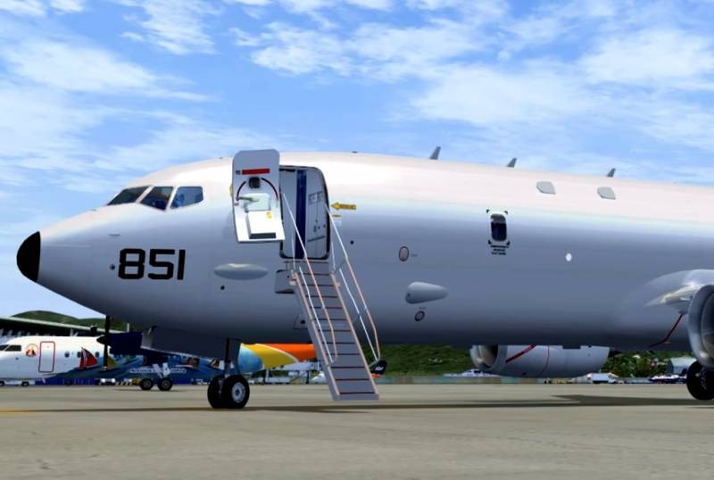 Экипаж самолета P-8A Poseidon «почувствовал турбулентность» после встречи с Су-35