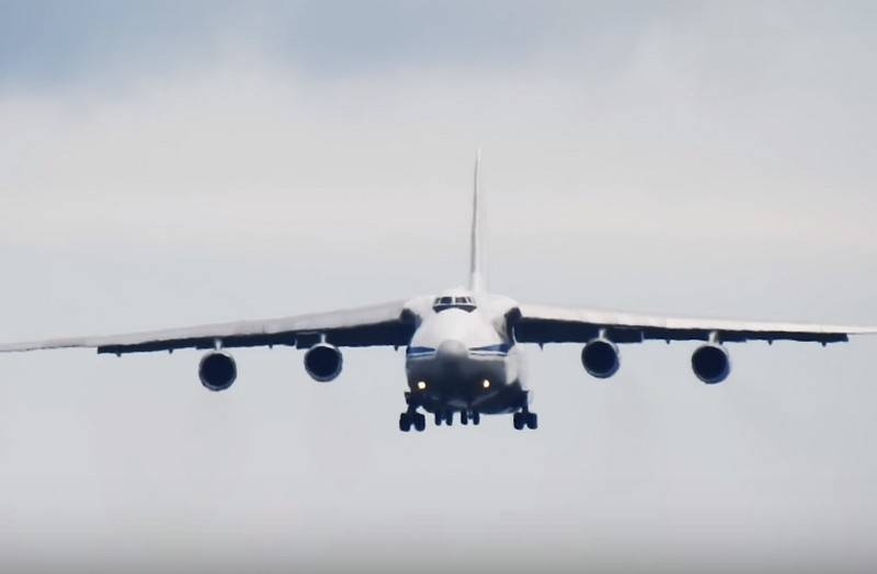 Военно-транспортный самолёт МО РФ с медицинской помощью вылетел в США