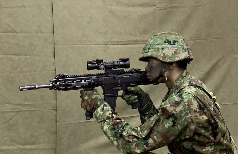 Силы самообороны Японии получат на вооружение новую винтовку и пистолет