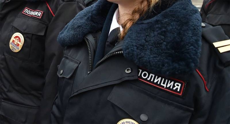 Полиция проверяет сообщения о захвате заложников в Москве
