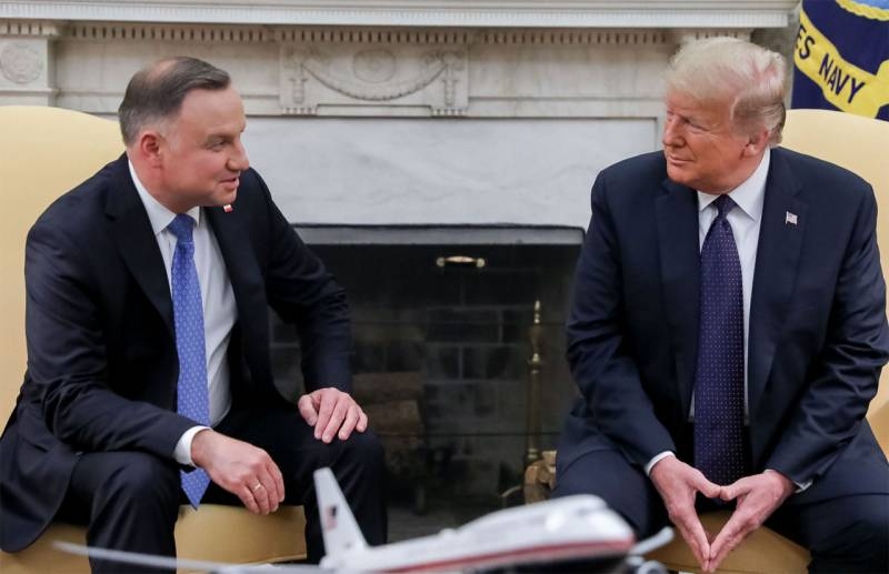 Президент Польши поблагодарил Трампа за «защиту исторической правды о Второй мировой войне»