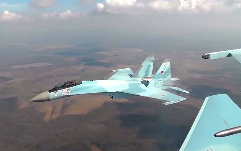 Американские СМИ предложили оснастить истребитель Су-35 западной авионикой