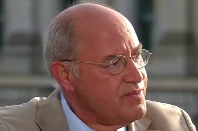 Депутат бундестага: Можно критиковать Путина, но нельзя пренебрегать интересами России