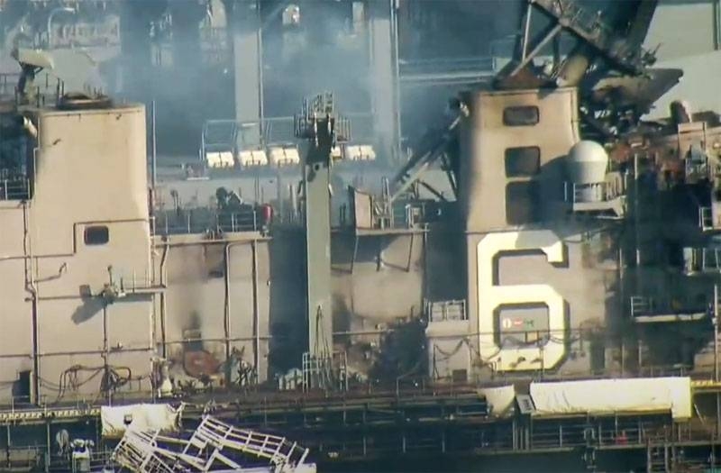 «Это были худшие часы для боевого корабля»: показаны повреждения USS Bonhomme Richard от пожара