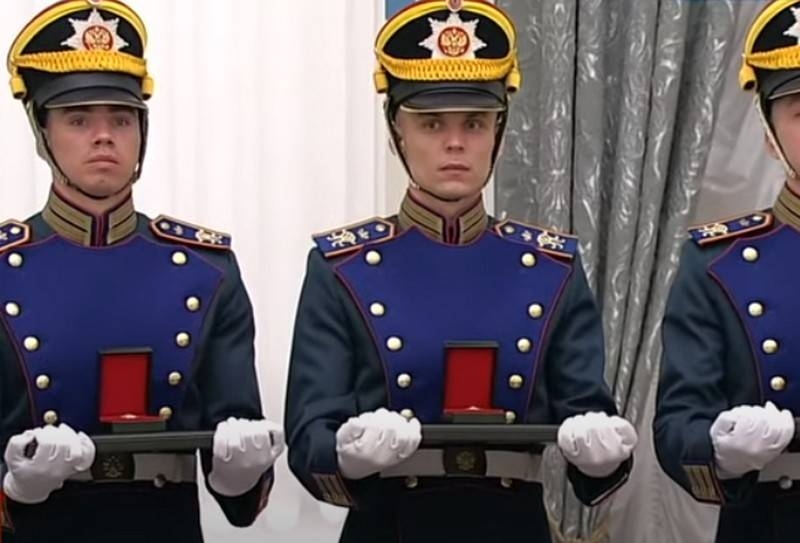 Медали, благодарности и грамоты: в Кремле готовят награждение за голосование по поправкам