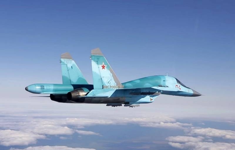 Модернизированный Су-34 поступил в авиационный полк ЗВО