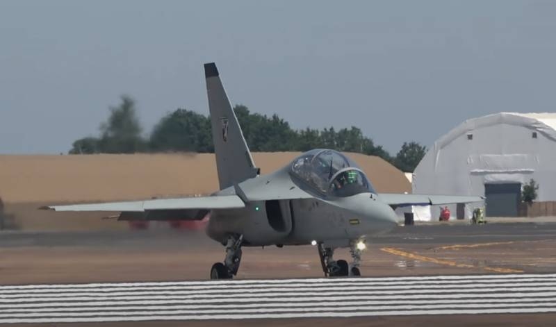 Первый и единственный заказчик: Азербайджан ожидает поставки истребителя-штурмовика