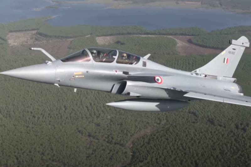 Истребители Rafale не переброшены в регион Ладакх: в Индии звучит критика принятого властями решения