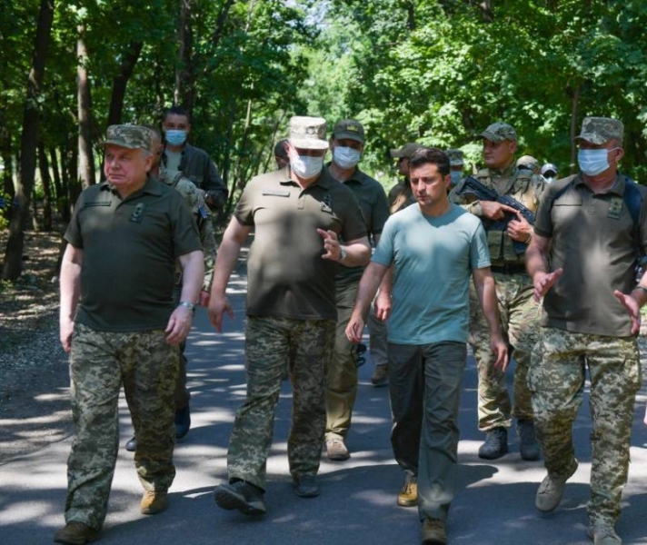 Рейтинг партии «Слуга народа» на Украине упал до антирекорда