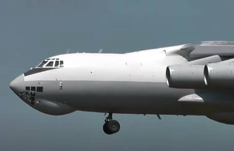 В США: Китай создаёт истребители нового поколения J-20, но пользуется флотом устаревших воздушных танкеров