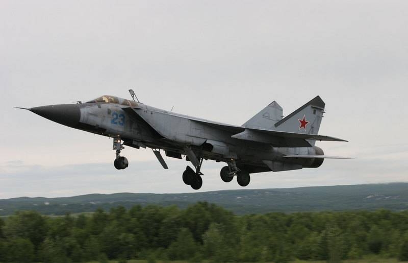 Пять МиГ-31БМ и пять Ми-8МТВ-5-1: в среду прошел единый день военной приёмки