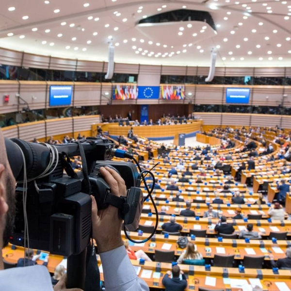 Европарламент призвал РФ не вмешиваться в дела Беларуси и объявили Лукашенко персоной нон грата