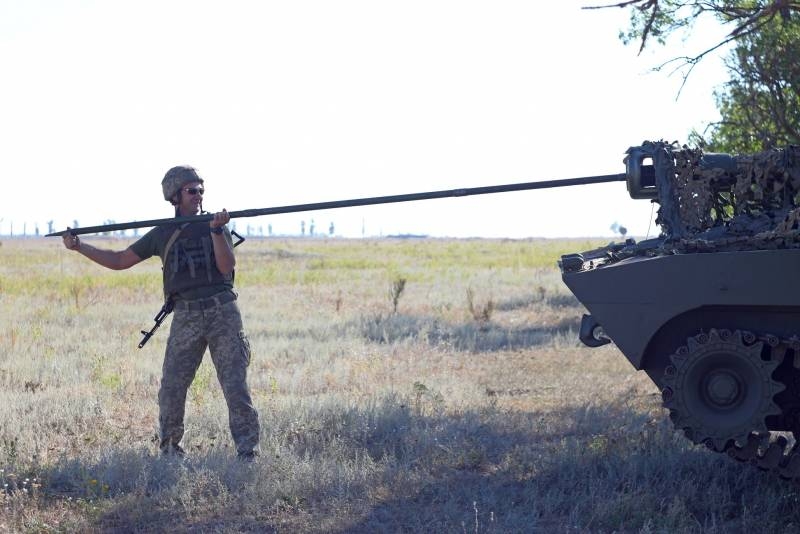 Минобороны Украины назвало численность ВСУ и довольствие участников войны на Донбассе