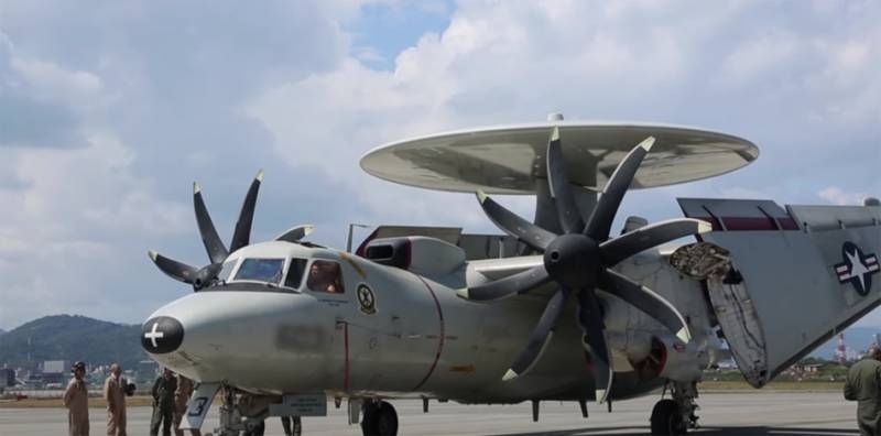 В США упал и сгорел самолёт ДРЛО E-2C Hawkeye