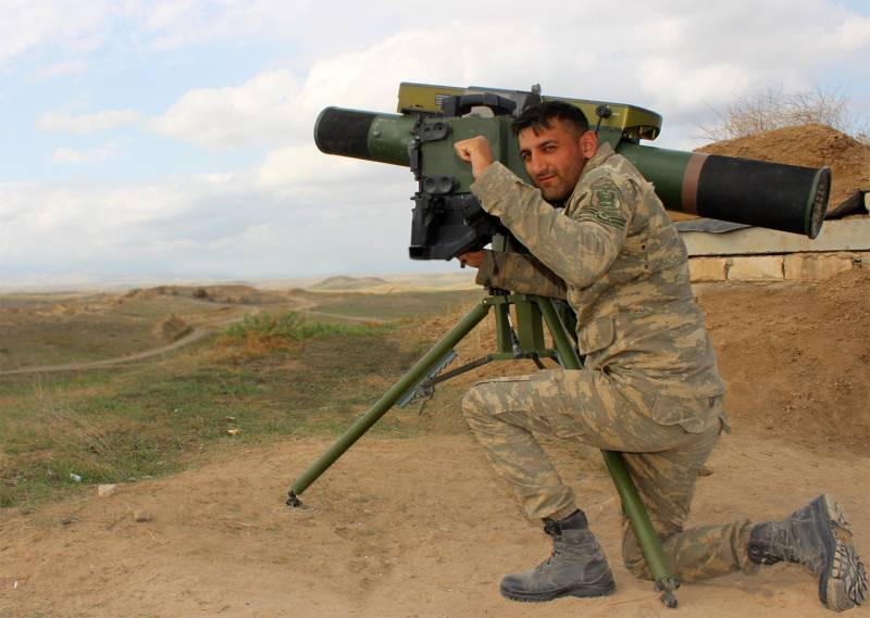 Армия Азербайджана близка к тому, чтобы рассечь войска противника в Карабахе на две части