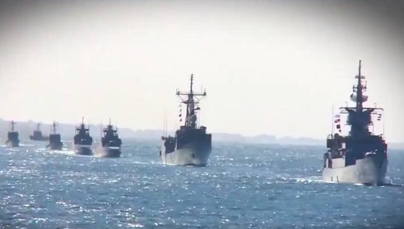 ВМС Египта показали ролик с «Мистралями» и уничтожением израильского корабля