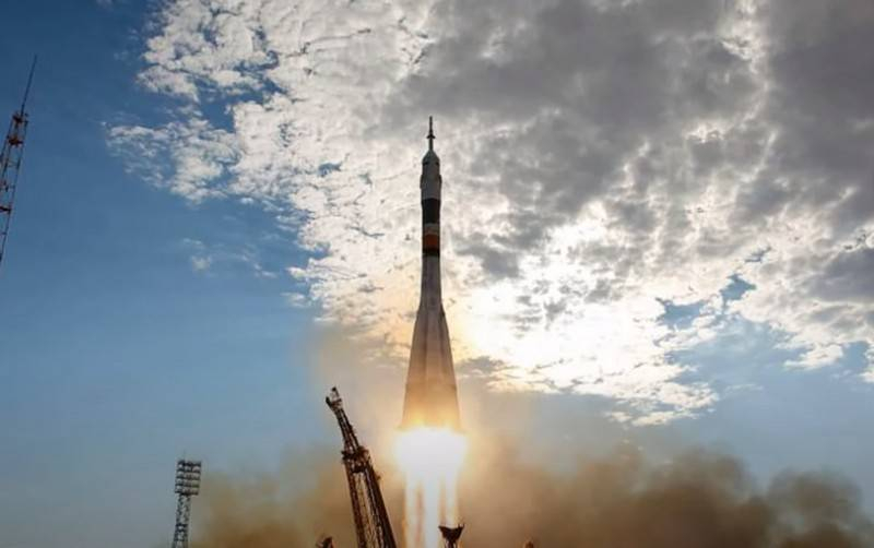 Роскосмос перенёс сдачу эскизного проекта по новому космическому комплексу «Союз-5»