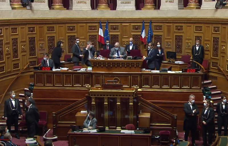 В Баку: «Резолюция сената Франции о Карабахе – для нас всего лишь листок бумаги»