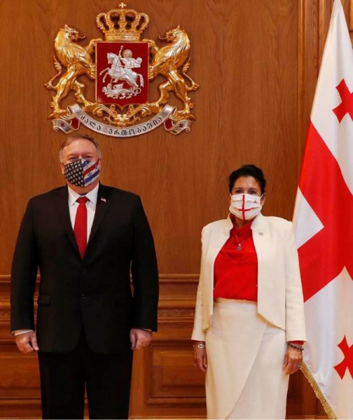 Президента Грузии раскритиковали за слова о том, что база США в стране вызовет негативную реакцию России