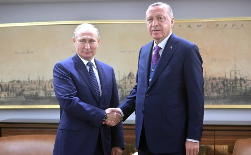 Bloomberg: Путина устраивает тот факт, что Турция становится занозой для своих коллег по НАТО