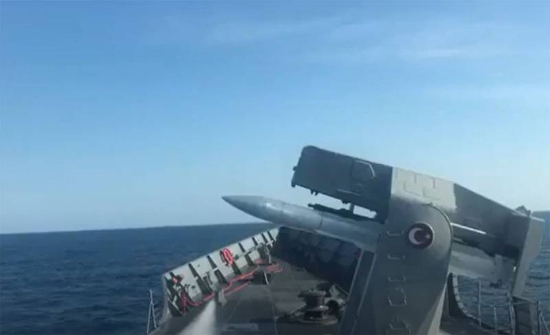 Сообщается о том, что фрегат ВМС Египта «отогнал» турецкий боевой корабль от зоны проведения учений
