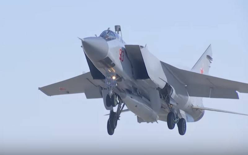 Российскую Арктику прикроют МиГ-31 с гиперзвуковыми «Кинжалами»