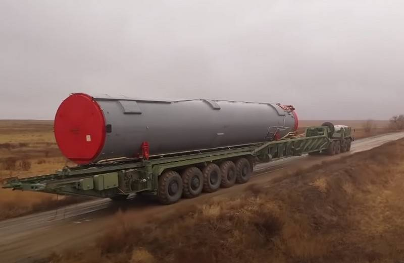 РВСН получили на вооружение новый ракетный комплекс с гиперзвуковым блоком «Авангард»