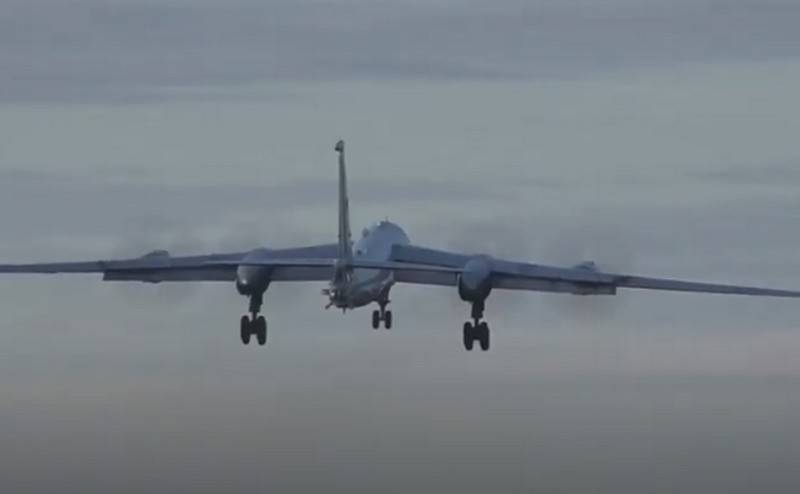 NORAD: Пара российских противолодочных Ту-142 вошла в зону ПВО Аляски