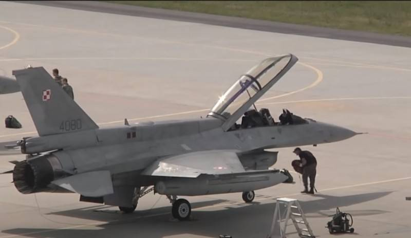 Польша модернизирует истребители F-16C/D Block 52