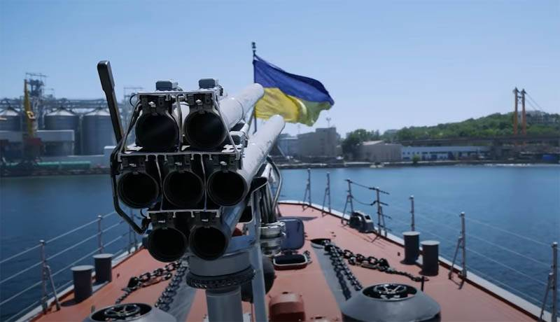 Вьетнамский обозреватель: Украинские генералы пытаются оправдаться за неисполнение устава по обороне Крыма в 2014 году
