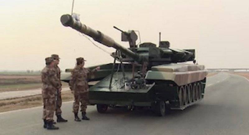 Китайская имитация танка Т-90 VISMOD отразила атаку ударного вертолета?