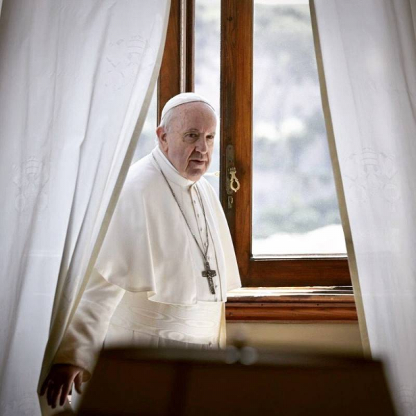 Ватикан: Папа римский ничего не знает о планах Киева на переговоры с президентом РФ, но готов к посредничеству