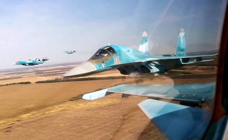 Российским бомбардировщикам Су-34 расширили боевые возможности