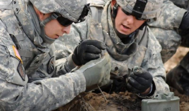 Пентагон не намерен отказываться от применения противопехотных мин