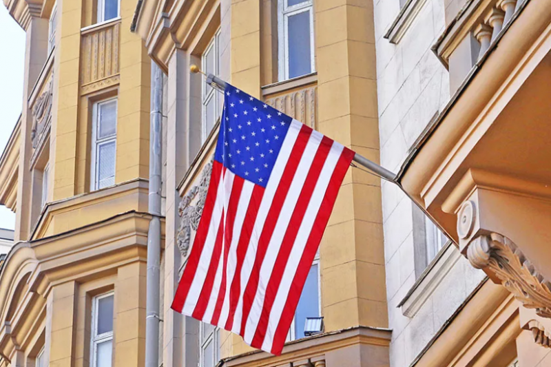 Десять американских дипломатов из посольства США в Москве объявлены персонами нон грата