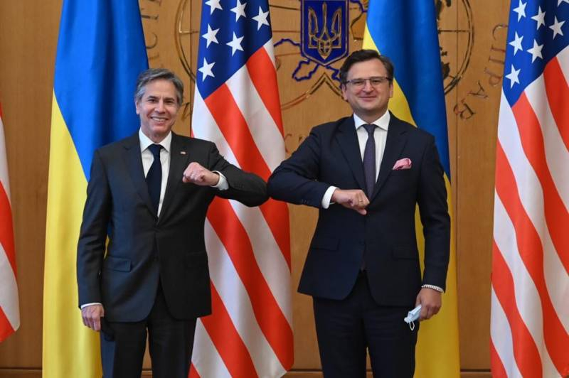 Глава Госдепа США находится с визитом на Украине