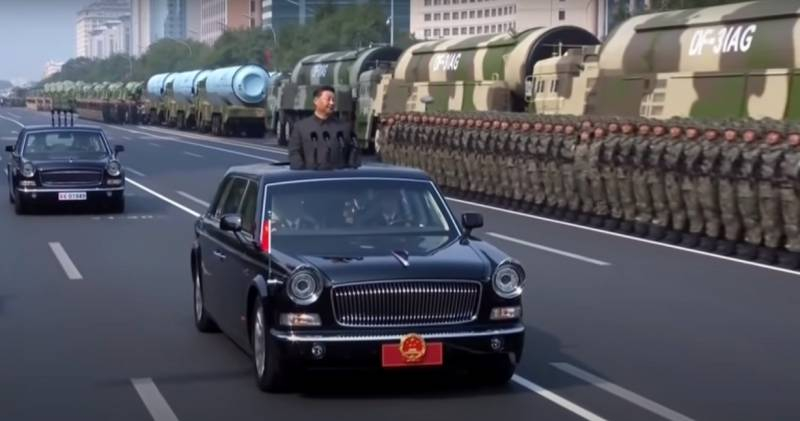«Распад СССР стал уроком»: в Китае объяснили власть партии над военными
