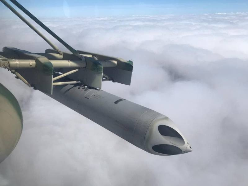 «Ми-8 стал летающей ракетной батареей»: на Украине модернизировали транспортный вертолёт