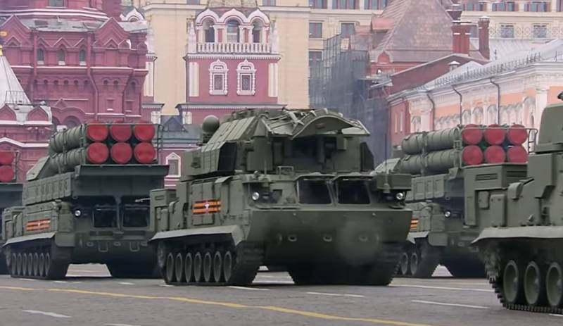 В прессе США удивлены «отсутствием» гиперзвуковых ракет на Параде Победы в Москве