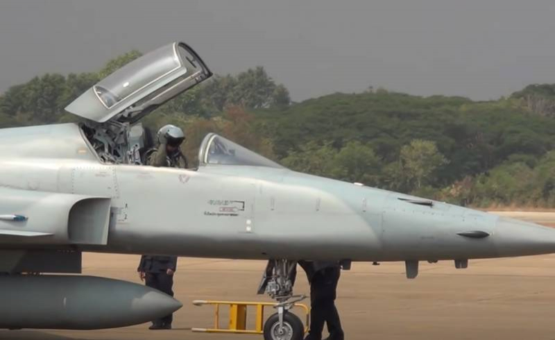 Упавший в прошлом году в море истребитель F-5E ВВС Тайваня поднят и передан военным и прокуратуре