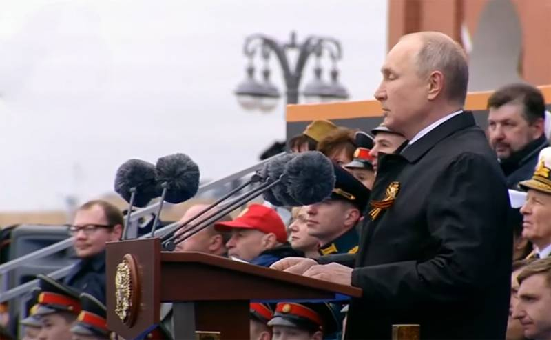 Президент Путин: Наши Вооружённые силы – наследники солдат Победы
