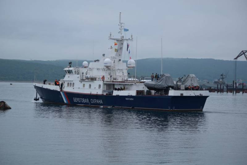 Два пограничных сторожевых корабля проекта 10410 «Светляк» вышли на ходовые испытания во Владивостоке
