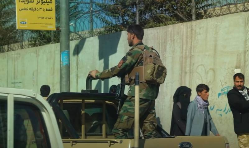 Британский министр обороны: Нет никаких гарантий безопасности для афганцев, поддерживавших британский контингент