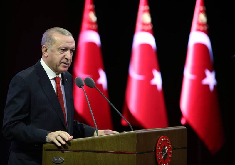 Эрдоган: В НАТО Турцию оставили в одиночестве в тот момент, когда была так нужна поддержка