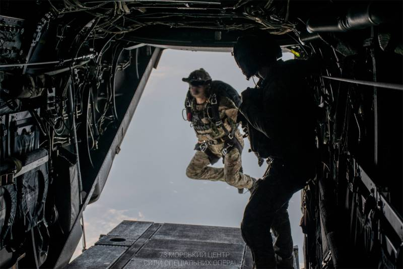 Украинский спецназ отработал высадку в тылу условного противника с использованием конвертопланов V-22 Osprey ВВС США