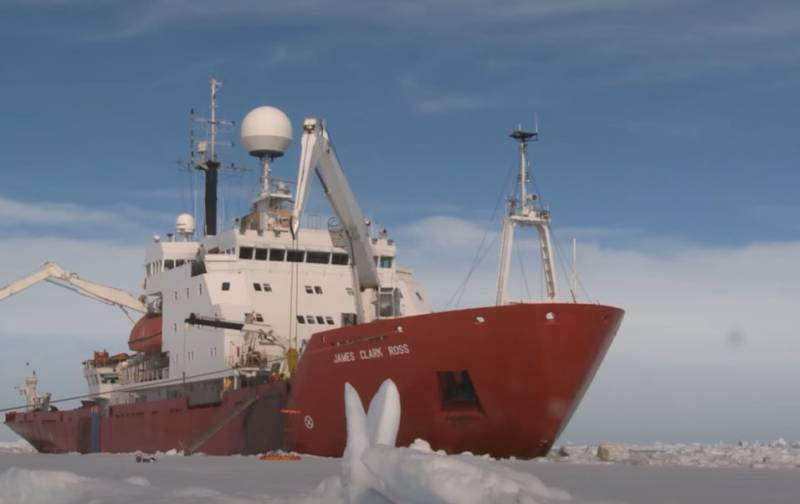 Верховная рада Украины согласовала решение о покупке судна ледового класса для исследований Антарктиды