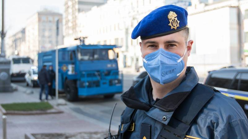 «Личная армия президента»: Нацгвардию Украины выводят из состава МВД