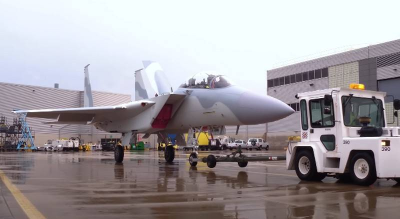 «Одни из лучших по скорости и манёвренности»: Катар получает первую партию истребителей F-15QA